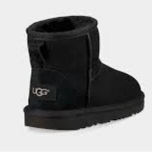 🚫SOLD🚫🐑 Like new - Authentic UGG Booties